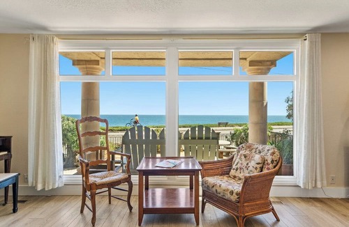 Westside Santa Cruz House | Iconic West Cliff with Views!