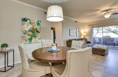 Camelback East Condo | Walk to Papago Park: Central Condo w/Resort Perks