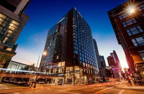 Downtown Denver Hotel | AC Hotel by Marriott Denver Downtown