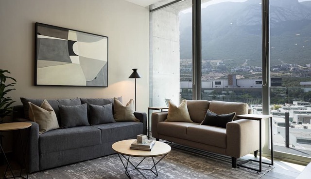 Luxurious in Jardín Secreto 503, near the US consulate