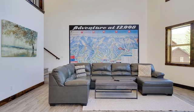 Luxe Ski Escape! Breck Home w/Hot Tub & Game Room