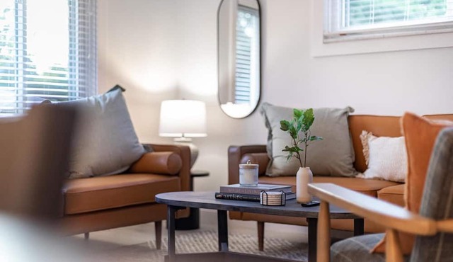 Stunning, Renovated 4BR/3.5BA with Backyard! in Oak Park