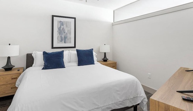 Landing | Incredible 1BD, Gym, Pool