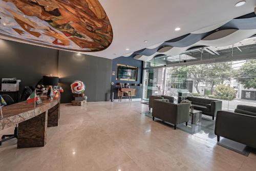 The Sapphire View Suite